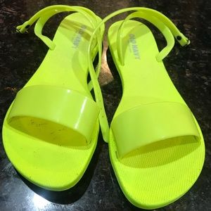 lime green flip flops old navy